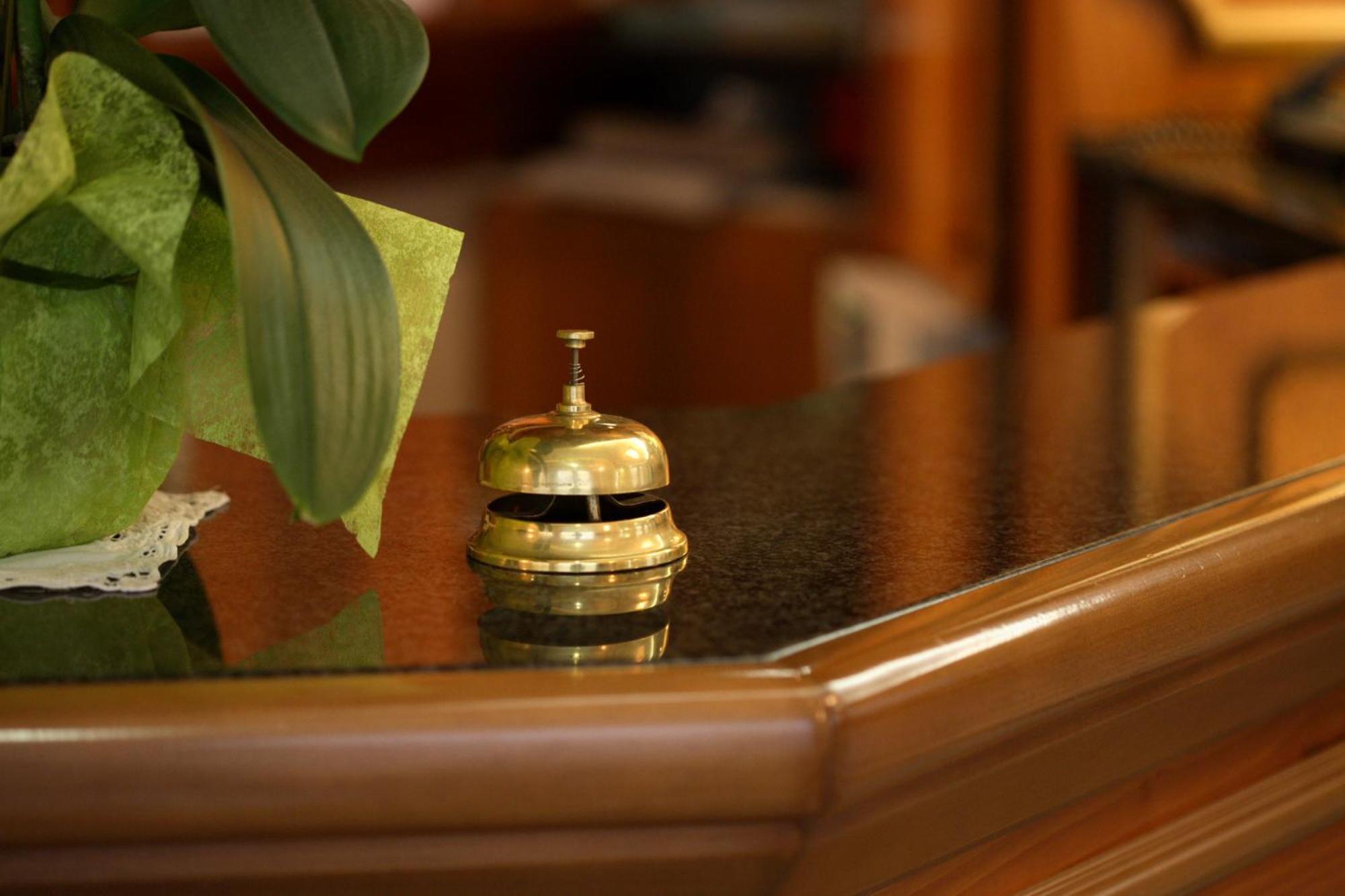 Hotel Alexander Cesena Bagian luar foto
