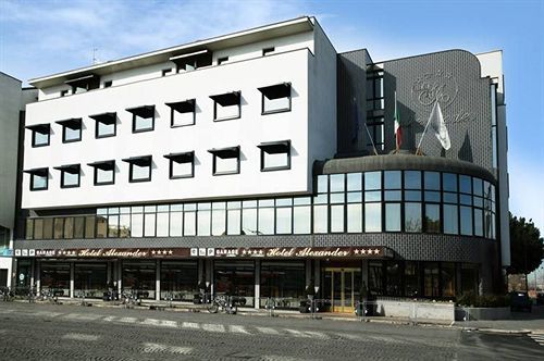 Hotel Alexander Cesena Bagian luar foto